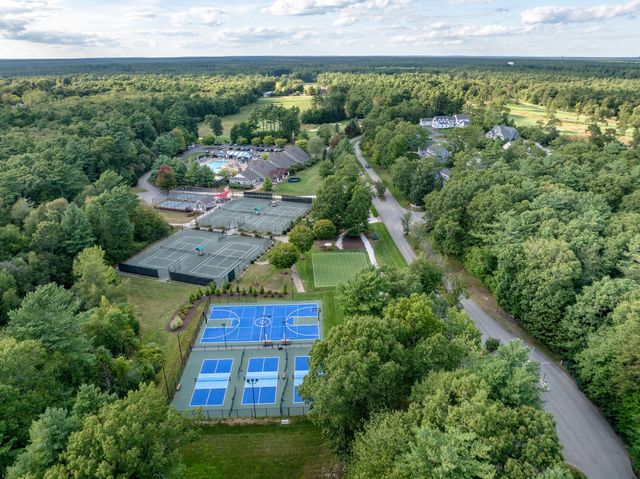 31 Split Rock Ln, Mattapoisett, MA 02739