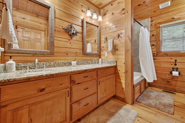 115 Fox Run Drive, Blue Ridge, GA 30513