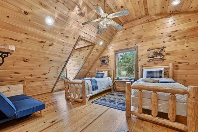115 Fox Run Drive, Blue Ridge, GA 30513