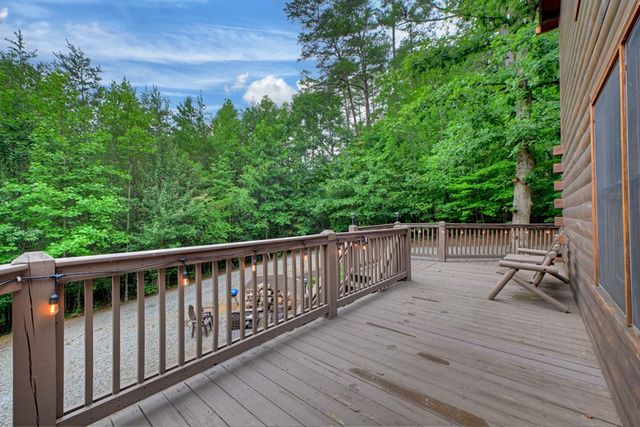 115 Fox Run Drive, Blue Ridge, GA 30513
