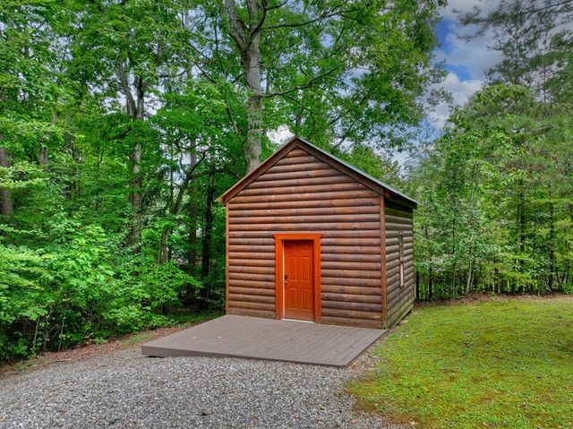 115 Fox Run Drive, Blue Ridge, GA 30513
