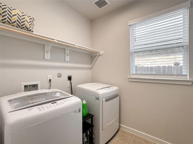 2382 Bishop Lagoon Way, La Porte, TX 77571