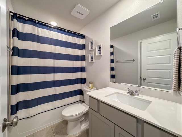 2382 Bishop Lagoon Way, La Porte, TX 77571