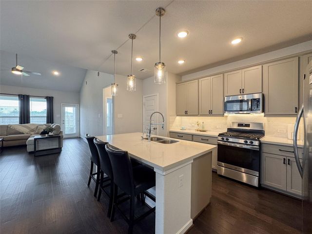 2382 Bishop Lagoon Way, La Porte, TX 77571
