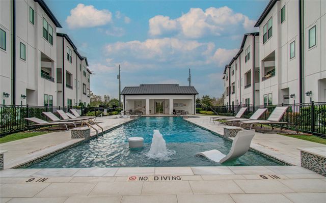 2810 Grand Fountains Drive B, Houston, TX 77054