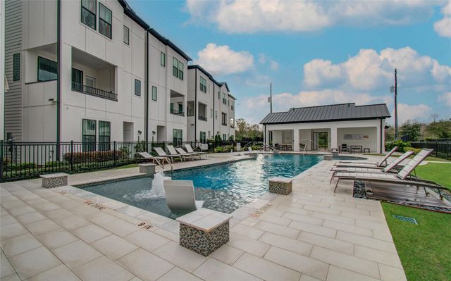 2810 Grand Fountains Drive B, Houston, TX 77054