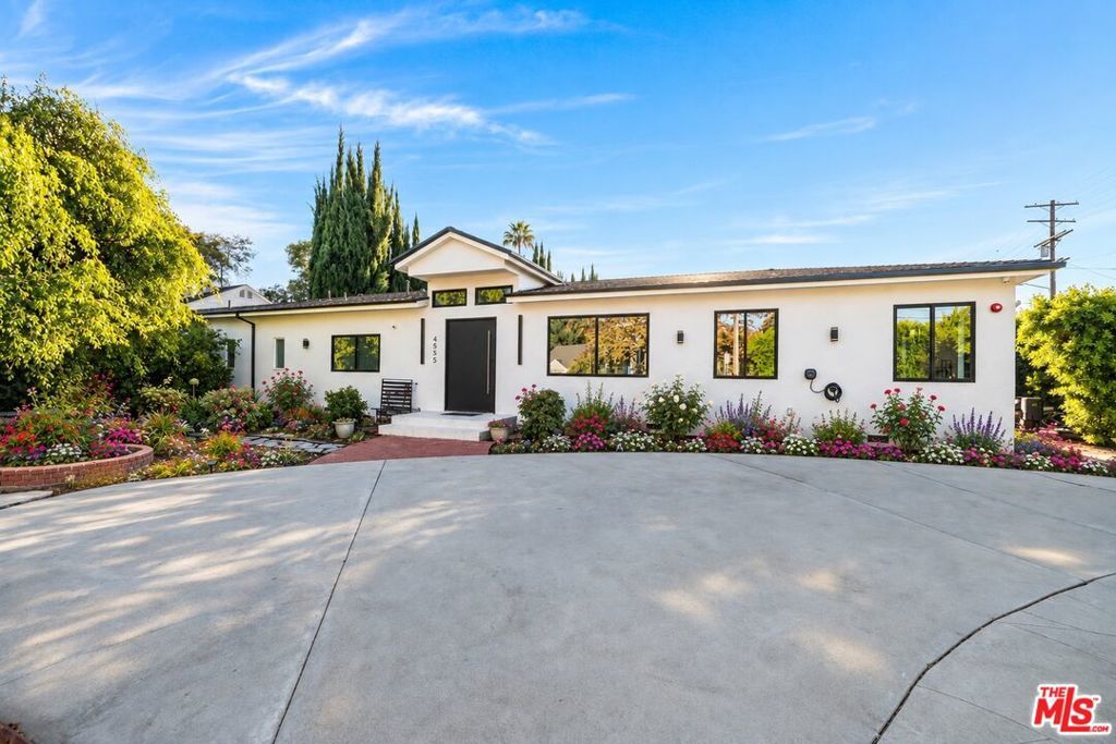 4555 Forman Avenue, Toluca Lake, CA 91602 — photo 2