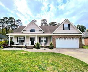921 Satinwood Court, Fayetteville, NC 28312