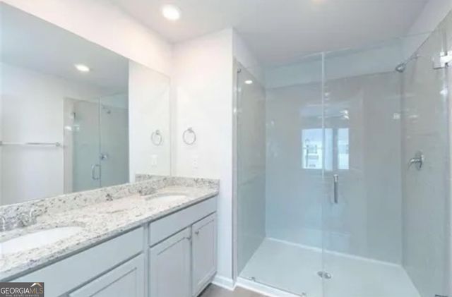 141 Village Green Drive NW, Adairsville, GA 30103