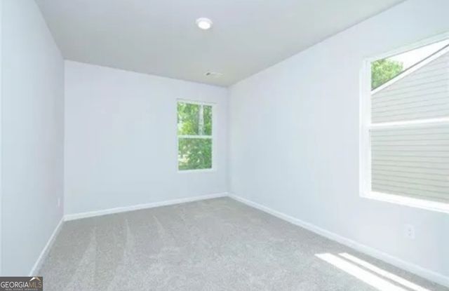 141 Village Green Drive NW, Adairsville, GA 30103