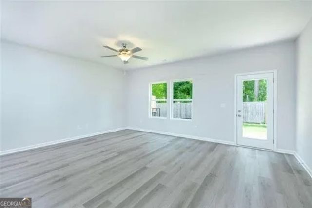 141 Village Green Drive NW, Adairsville, GA 30103