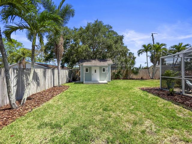 10011 46TH AVENUE W, Bradenton, FL 34210
