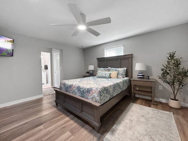 10011 46TH AVENUE W, Bradenton, FL 34210