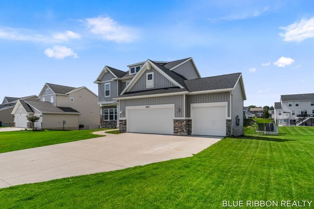 6683 Maria Drive, Georgetown Twp, MI 49426