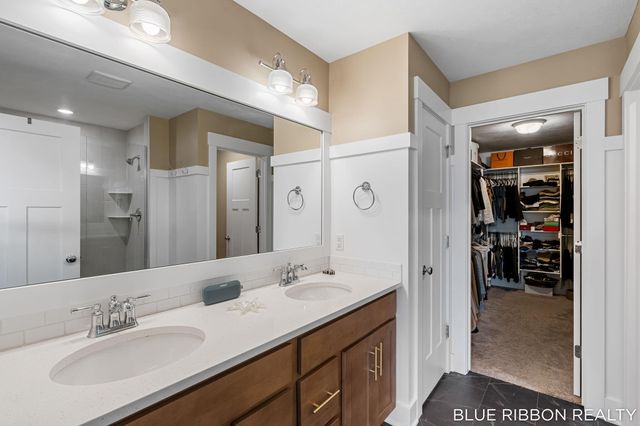 6683 Maria Drive, Georgetown Twp, MI 49426