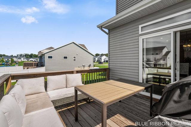 6683 Maria Drive, Georgetown Twp, MI 49426
