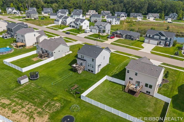 6683 Maria Drive, Georgetown Twp, MI 49426