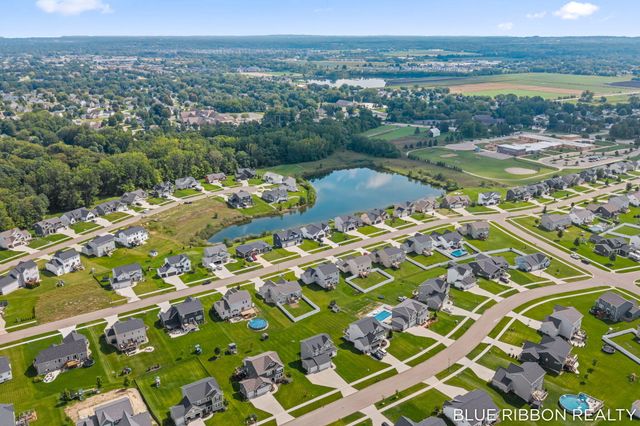 6683 Maria Drive, Georgetown Twp, MI 49426