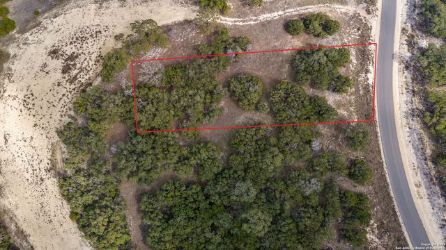 1019 Pristine Trl, Canyon Lake, TX 78133