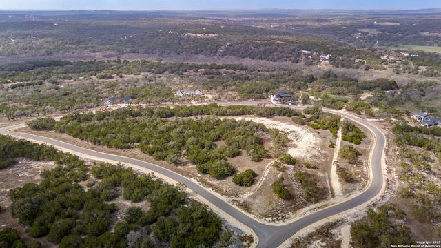 1019 Pristine Trl, Canyon Lake, TX 78133