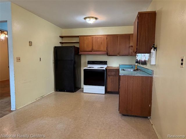 6836 Mansfield Street, Detroit, MI 48228