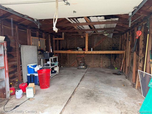 6836 Mansfield Street, Detroit, MI 48228