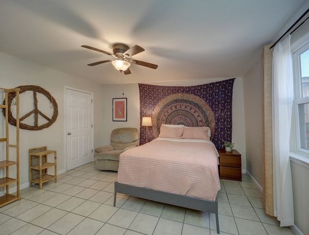 108 Sweet Bay St, Rockport, TX 78382
