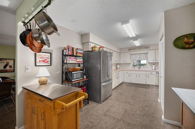 8762 SW 91ST STREET D, Ocala, FL 34481