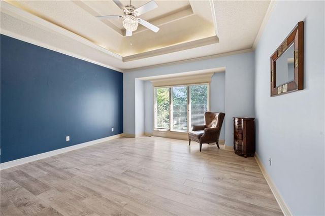 6019 NW 107th Street, Kansas City, MO 64154