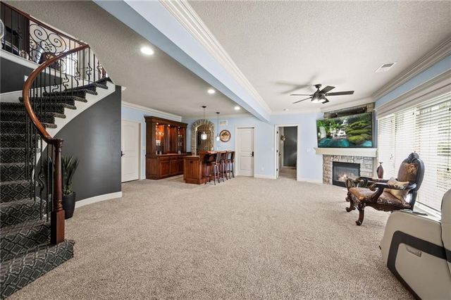 6019 NW 107th Street, Kansas City, MO 64154