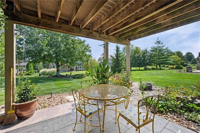 6019 NW 107th Street, Kansas City, MO 64154