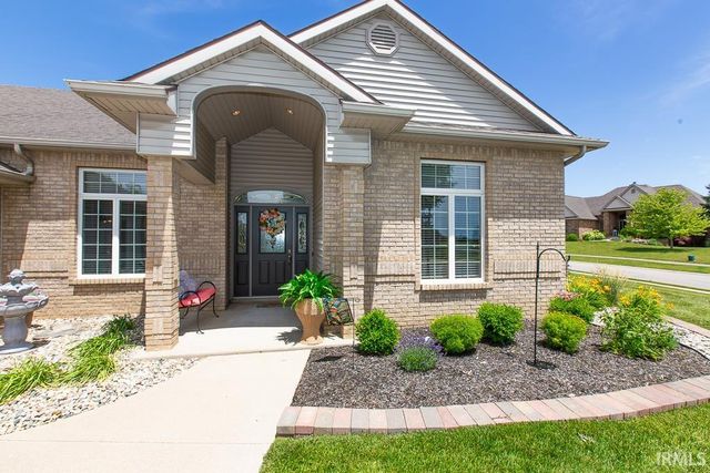 616 N Easton Drive, Angola, IN 46703
