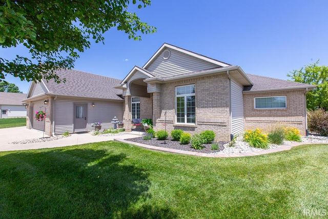 616 N Easton Drive, Angola, IN 46703