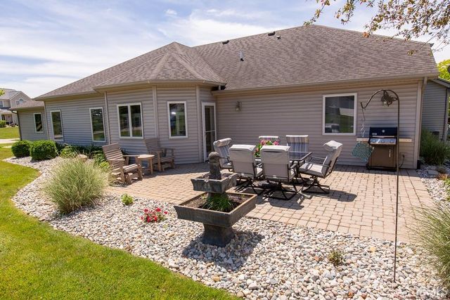 616 N Easton Drive, Angola, IN 46703