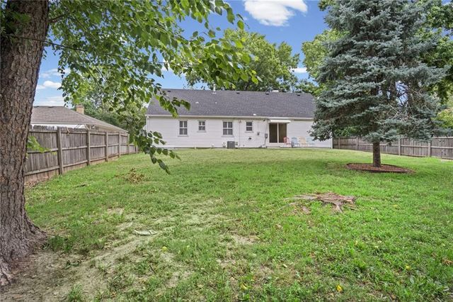 2908 Cheyenne Circle, North Kansas City, MO 64116