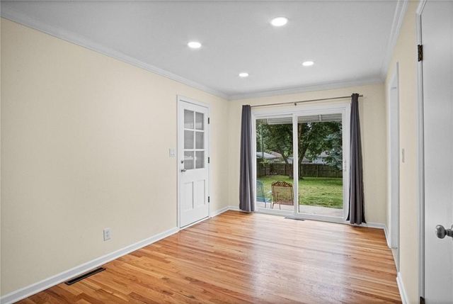 2908 Cheyenne Circle, North Kansas City, MO 64116