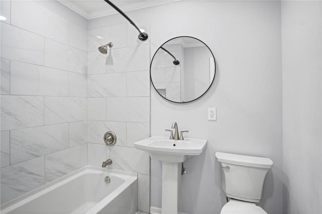 2908 Cheyenne Circle, North Kansas City, MO 64116