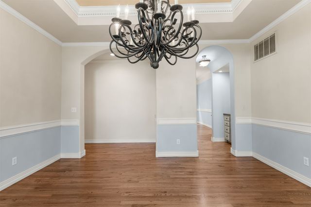 402 E 119th Street S, Jenks, OK 74037