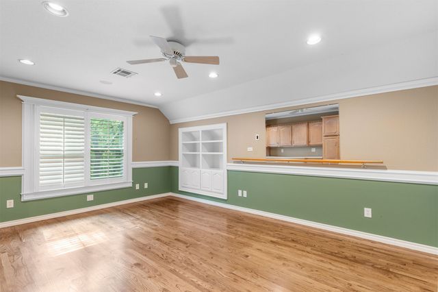 402 E 119th Street S, Jenks, OK 74037