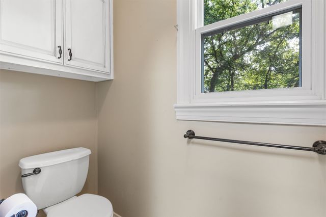 402 E 119th Street S, Jenks, OK 74037