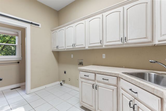 402 E 119th Street S, Jenks, OK 74037