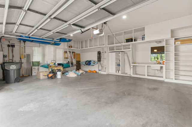 402 E 119th Street S, Jenks, OK 74037