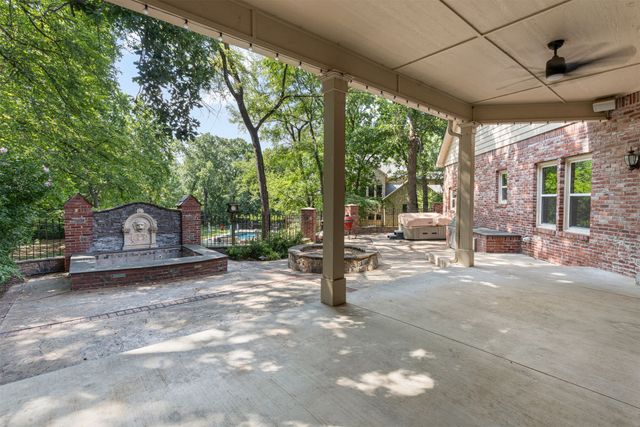 402 E 119th Street S, Jenks, OK 74037