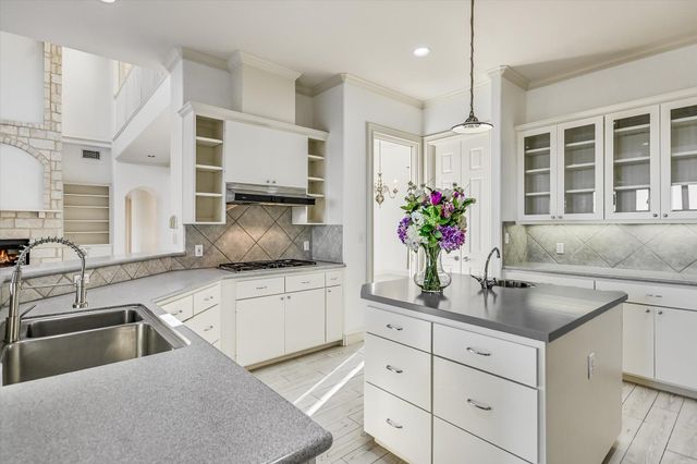 2417 Never Bend CV, Austin, TX 78746