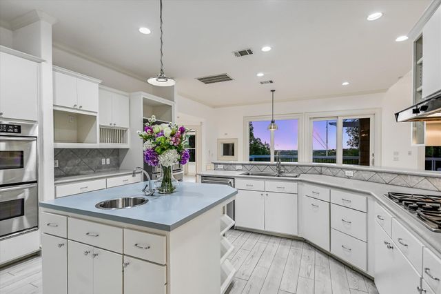 2417 Never Bend CV, Austin, TX 78746