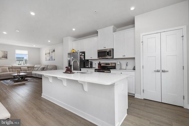 1109 PATUXENT GREENS DR, Laurel, MD 20708