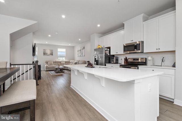 1109 PATUXENT GREENS DR, Laurel, MD 20708