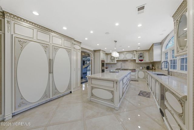 4 Squan Song Lane, Colts Neck, NJ 07722