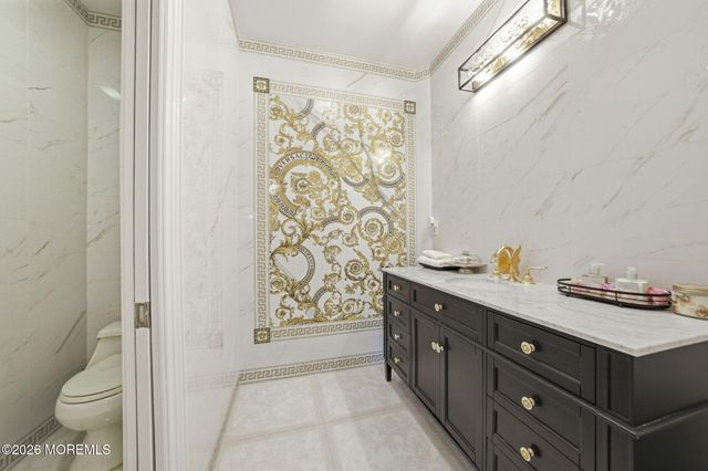 4 Squan Song Lane, Colts Neck, NJ 07722