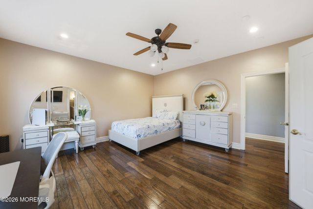 4 Squan Song Lane, Colts Neck, NJ 07722